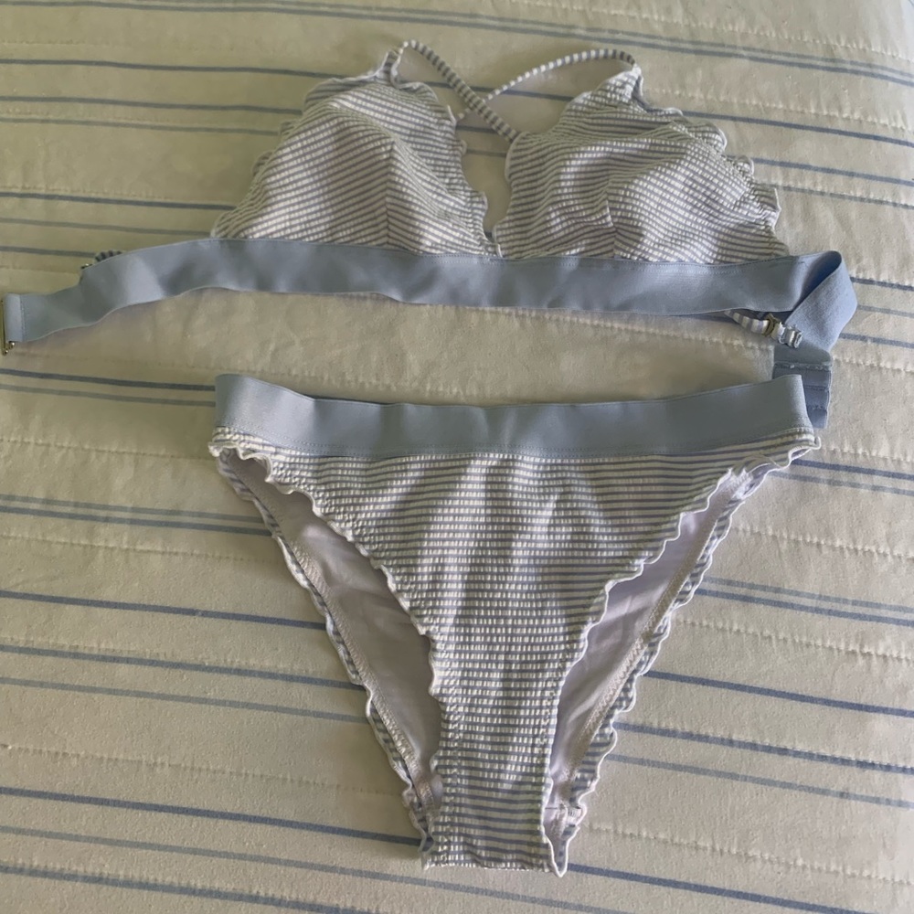 Two-piece bathing suit